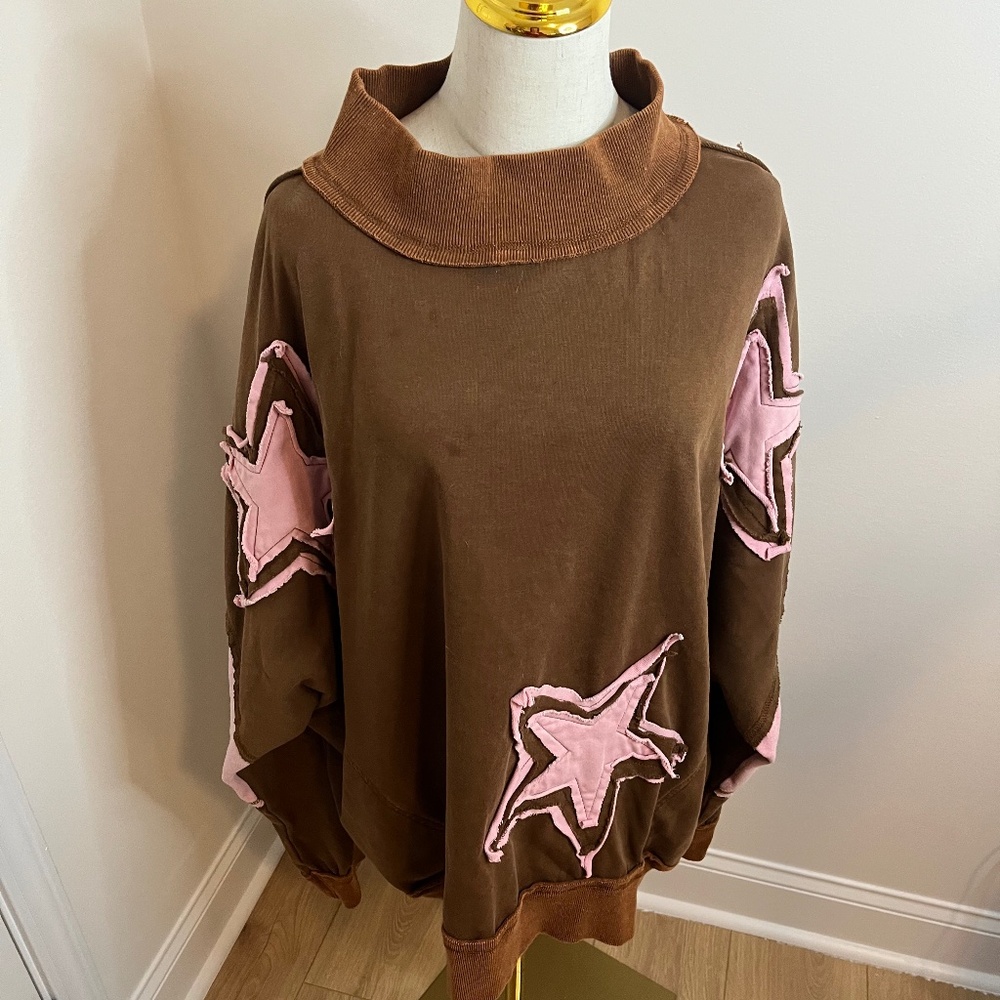 Boutique Blue Velvet mock neck sweatshirt